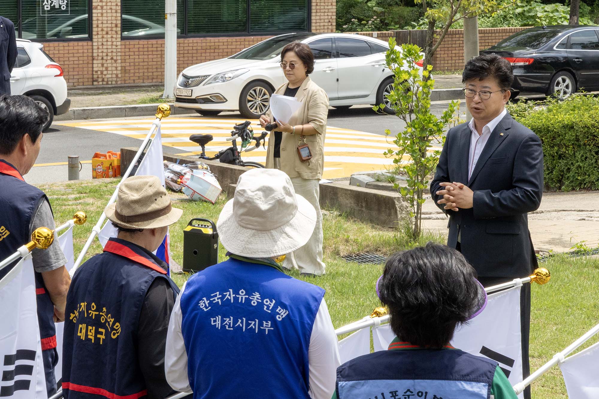 250808_한국자유총연맹 대덕구지회, 8·15광복절맞이 나라사랑 태극기 달아주기 미리보기 이미지