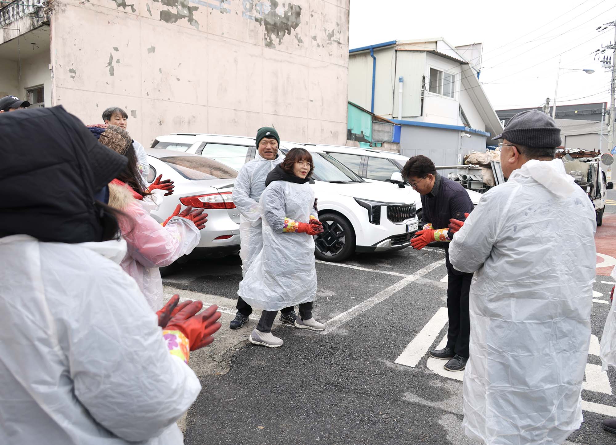 251214_플랜트치과 사랑의 연탄 나눔 봉사활동 이미지9