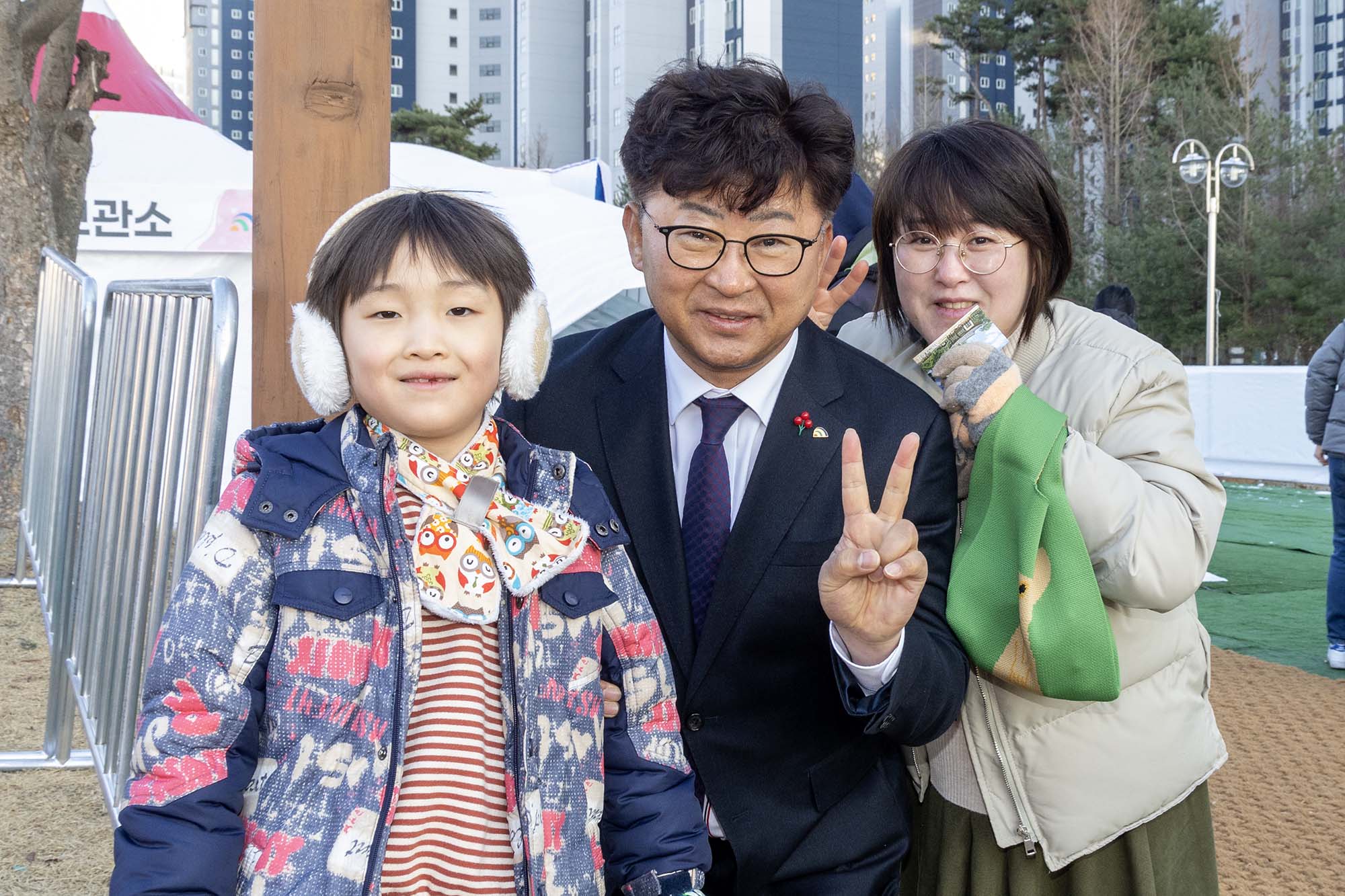 251230_도시공원 내 겨울 놀이시설 개장식 이미지5