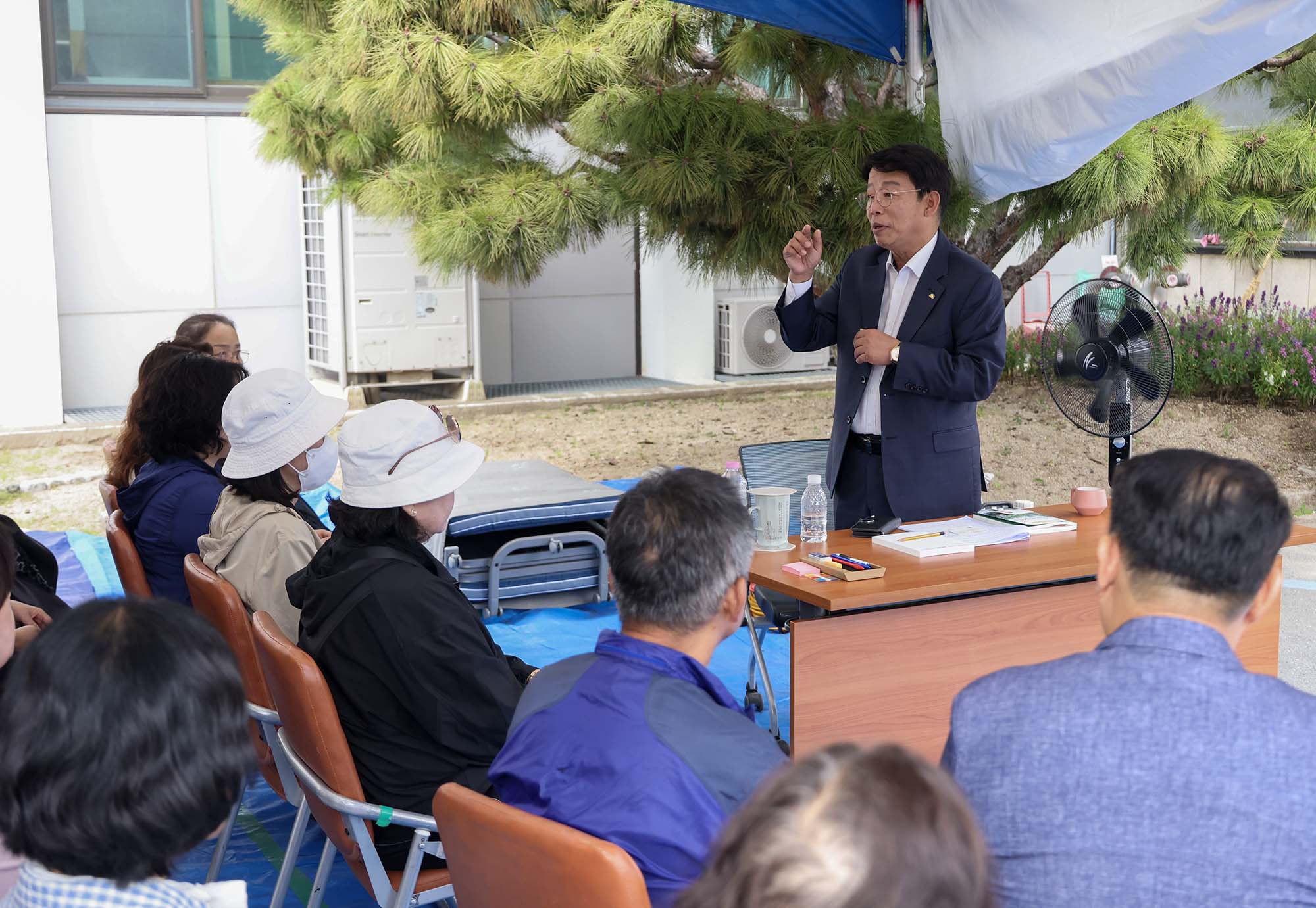 261012_오정동 주민들 대덕구청장 단식 현장 방문 이미지2